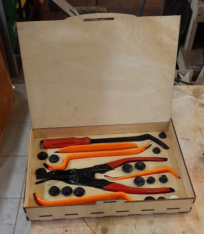 طرح جعبه ابزار چوبی مناسب برای استفاده در دستگاه های cnc چوب و cnc لیزر - laser cut wooden tool storage box cdr file
