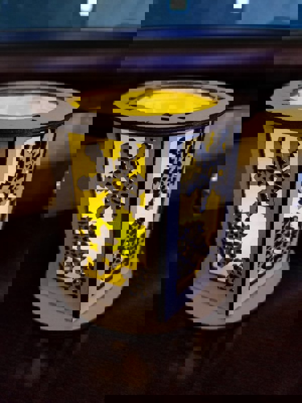 طرح فانوس نذری طرح دانه برف مناسب برای استفاده در دستگاه های cnc چوب و cnc لیزر - laser cut snowflake votive lantern dxf file