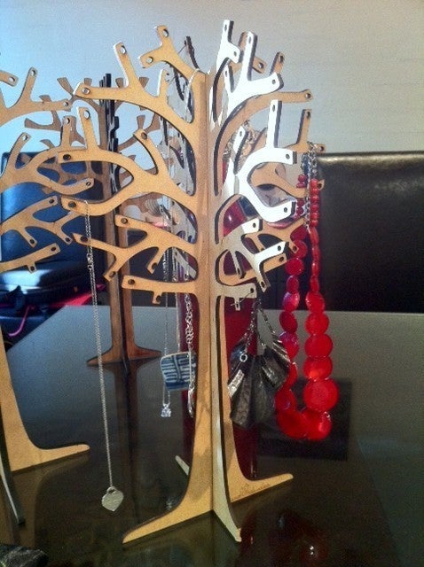 طرح درخت جواهرات مناسب برای استفاده در دستگاه های cnc چوب و cnc لیزر - laser cut jewelry tree dxf file