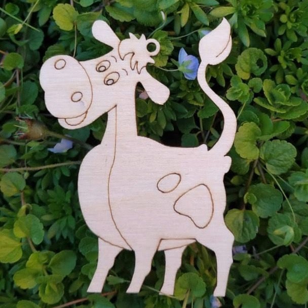 طرح حکاکی لیزری گاو مناسب برای استفاده در دستگاه های cnc چوب و cnc لیزر - laser cut engraved cow cdr file