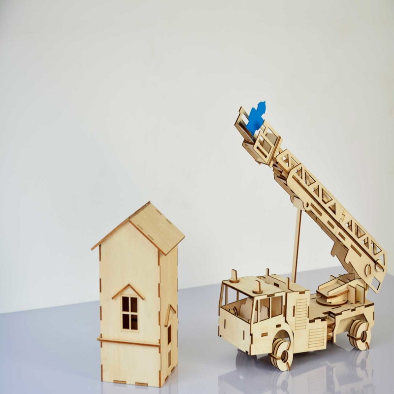طرح پازل سه بعدی ماشین آتش نشانی مناسب برای استفاده در دستگاه های cnc چوب و cnc لیزر - laser cut fire truck 3d puzzle cdr file