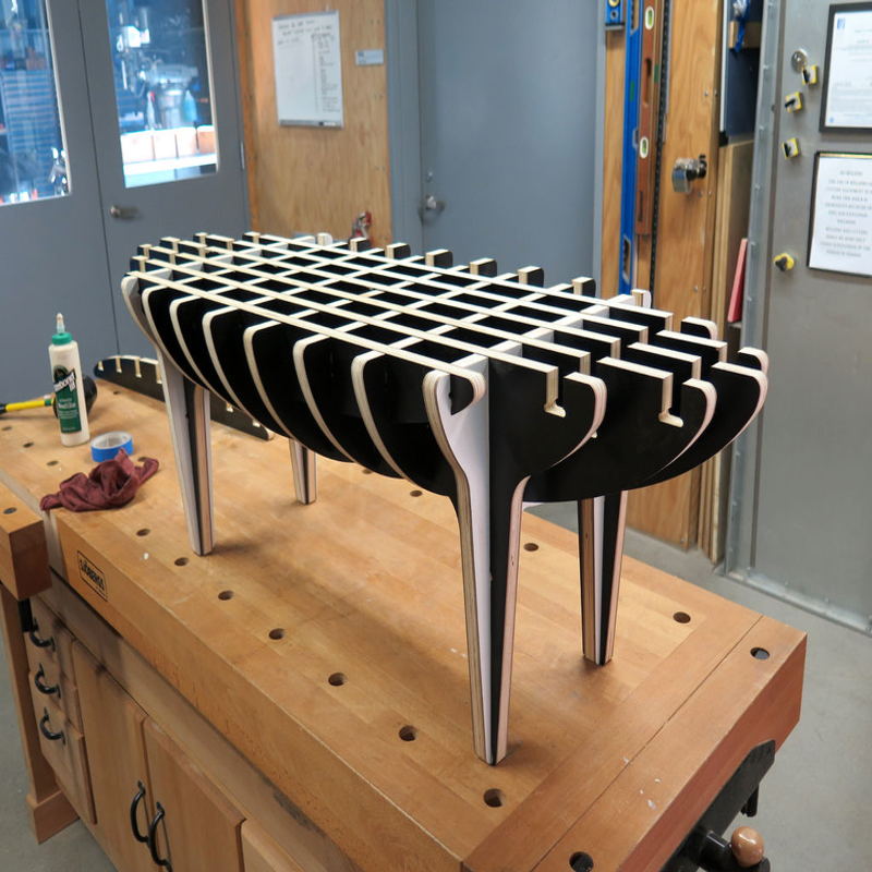 طرح میز قهوه خوری طرح خوک مناسب برای استفاده در دستگاه های cnc چوب و cnc لیزر - piggy coffee table dxf file