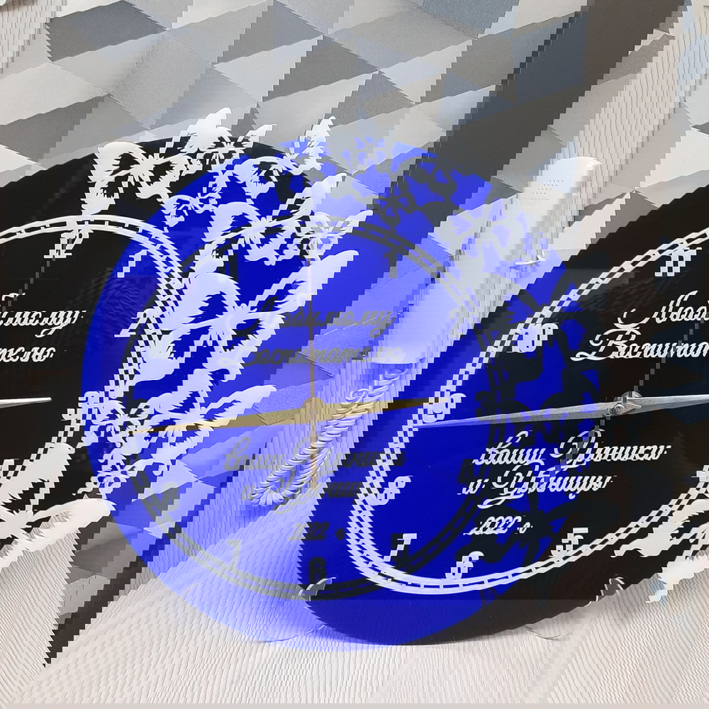 طرح ساعت رومیزی پروانه ای مناسب برای استفاده در دستگاه های cnc چوب و cnc لیزر - laser cut butterfly desk clock cdr file