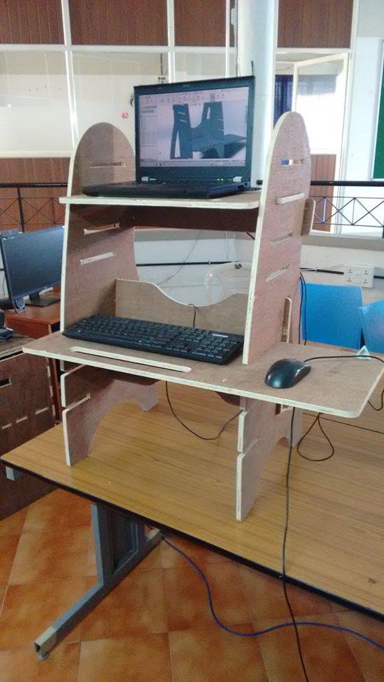 طرح میز کامپیوتر مناسب برای استفاده در دستگاه های cnc چوب و cnc لیزر - computer table dxf
