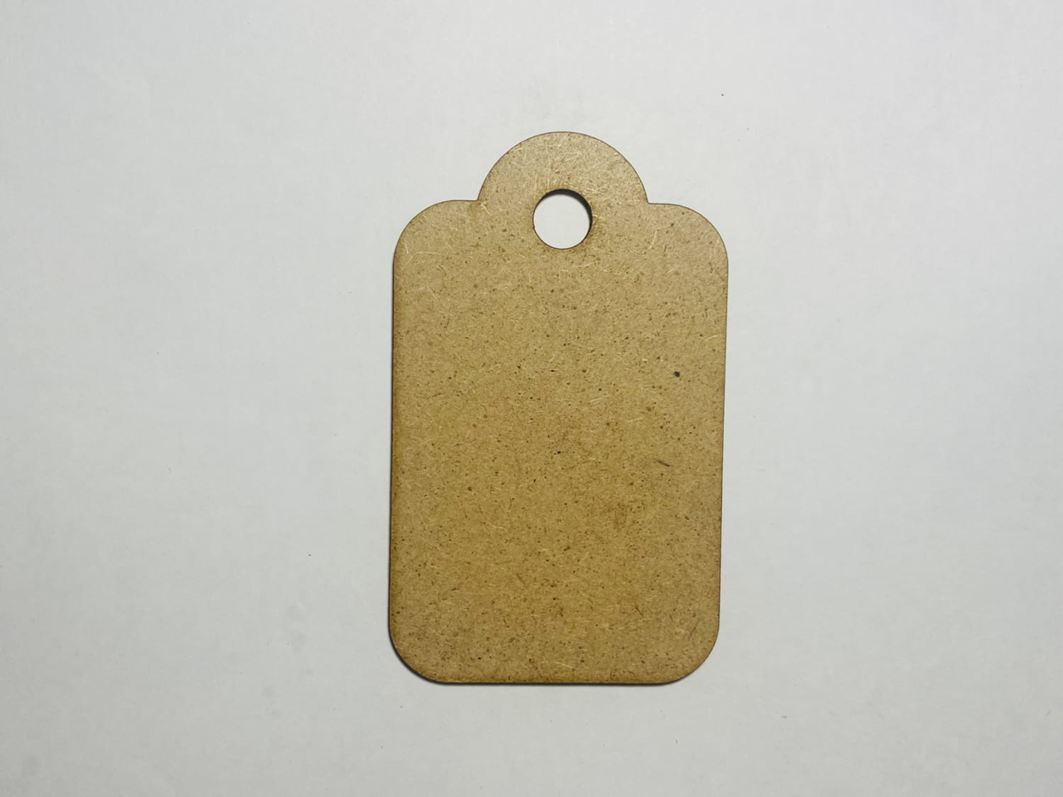 طرح پلاک چوبی هدیه ناتمام مناسب برای استفاده در دستگاه های cnc چوب و cnc لیزر - laser cut wood gift tag unfinished cutout shape cdr file