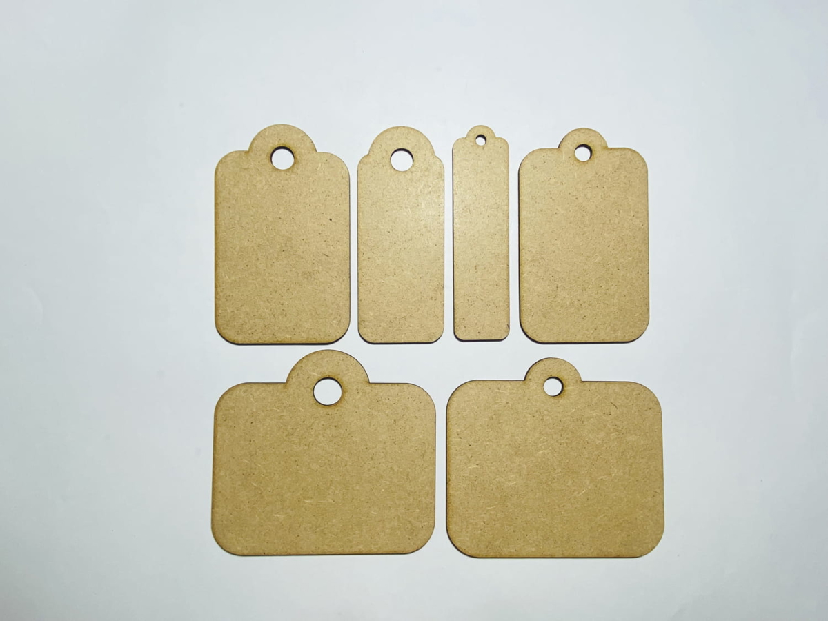 طرح برچسب های هدیه چوبی ناتمام مناسب برای استفاده در دستگاه های cnc چوب و cnc لیزر - laser cut unfinished wooden gift tags cutout cdr file