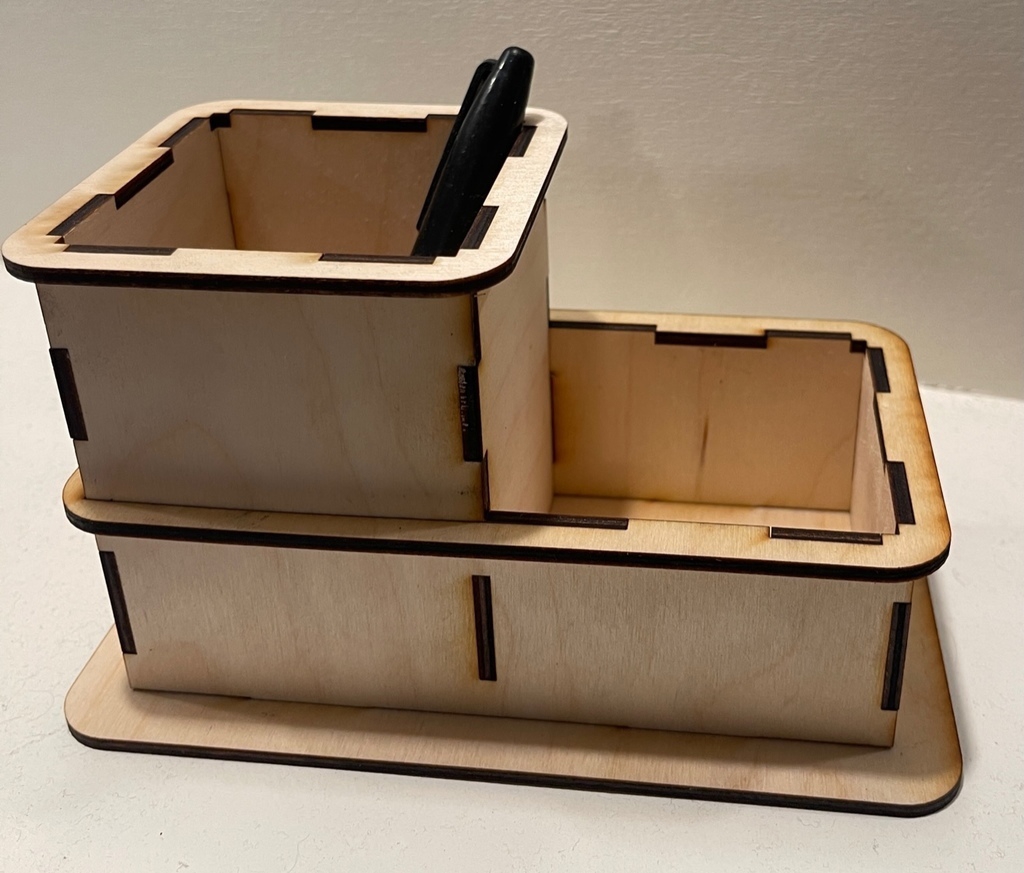 طرح جا مدادی و خودکار svg مناسب برای استفاده در دستگاه های cnc چوب و cnc لیزر - laser cut pen pencil holder svg file