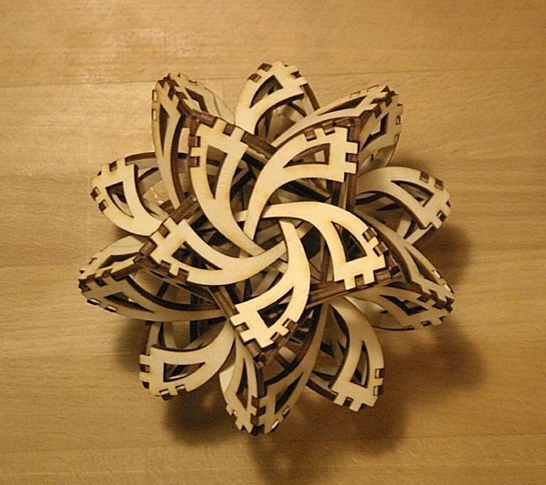 طرح مجسمه فرابژو 30 تکه، مناسب برای استفاده در دستگاه های cnc چوب و cnc لیزر - laser cut frabjous sculpture 30 pieces svg file