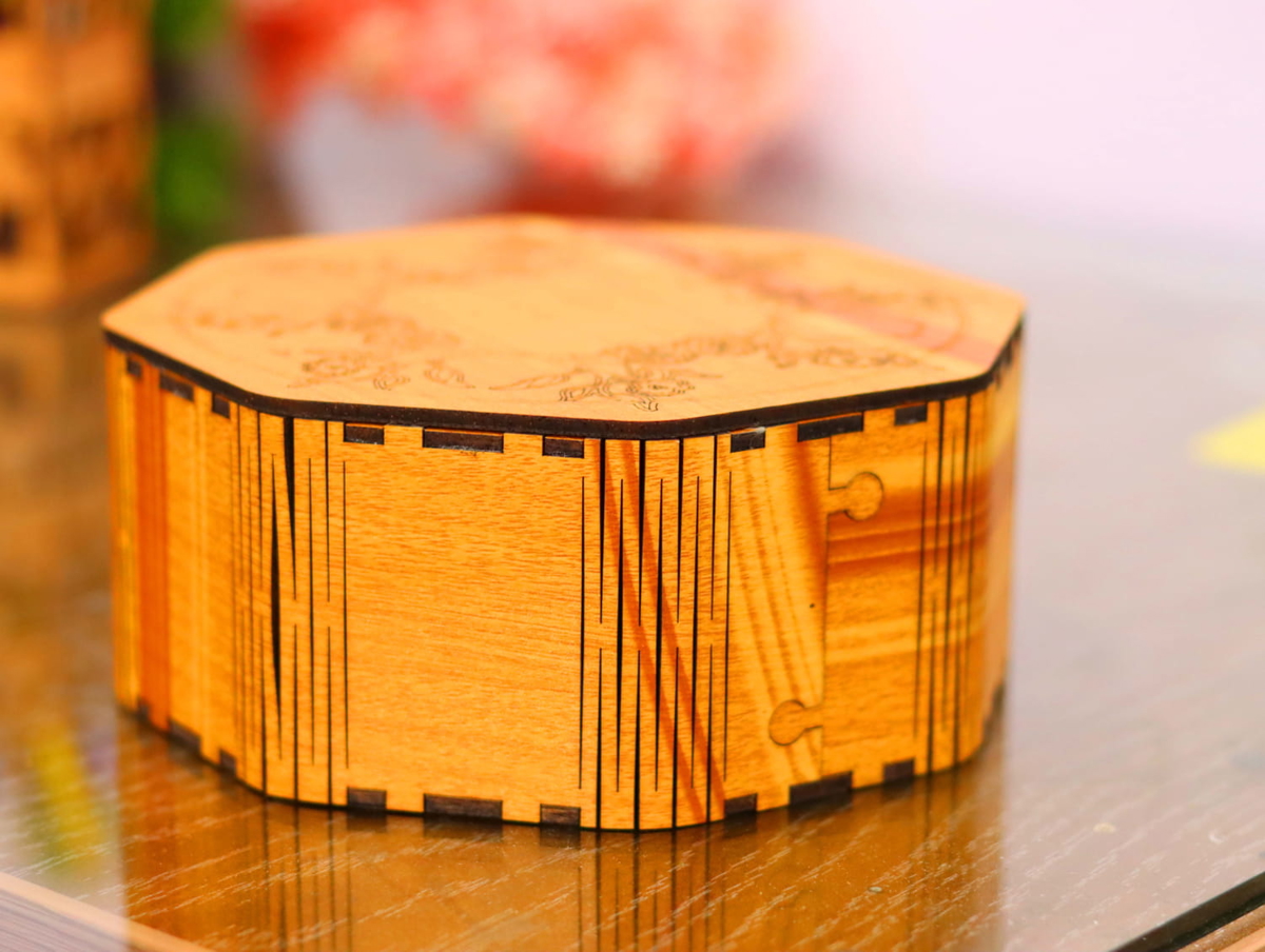 طرح جعبه چوبی هشت ضلعی مناسب برای استفاده در دستگاه های cnc چوب و cnc لیزر - laser cut octagon wooden box cdr file