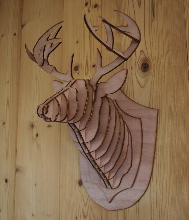 طرح آویز دیواری طرح سر گوزن مناسب برای استفاده در دستگاه های cnc چوب و cnc لیزر - laser cut deer head wall hanging cdr file