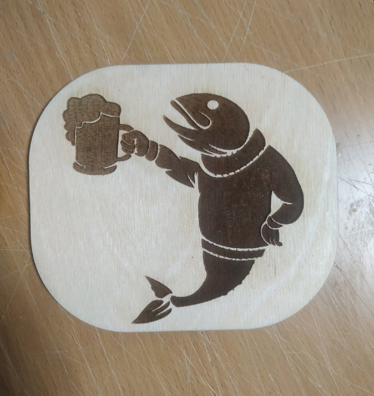 طرح ماهی و نوشابه مناسب برای استفاده در دستگاه های cnc چوب و cnc لیزر - laser cut engrave fish beer cdr file