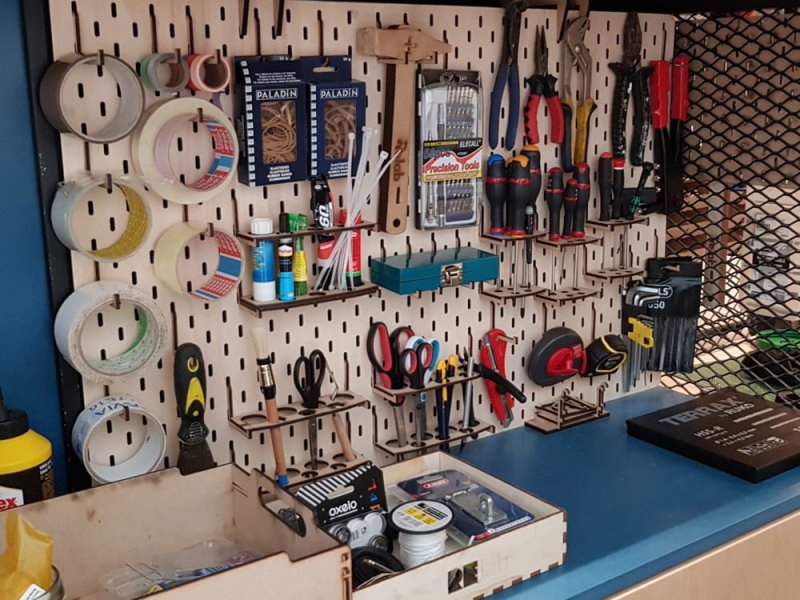 طرح قلاب ماسوره ایکیا مدل skadis pegboard مناسب برای استفاده در دستگاه های cnc چوب و cnc لیزر - laser cut ikea skadis pegboard hooks dxf file