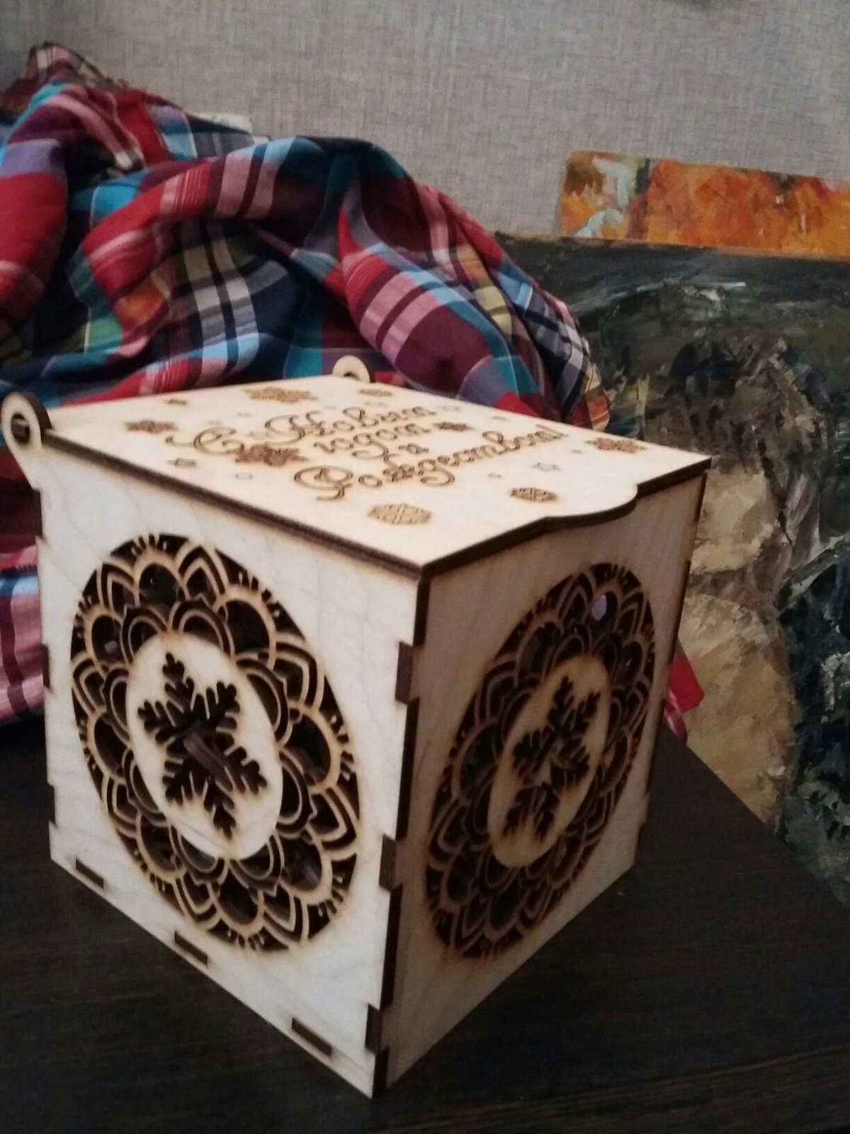طرح جعبه کادویی تخته سه لا مناسب برای استفاده در دستگاه های cnc چوب و cnc لیزر - plywood gift box laser cut dxf file