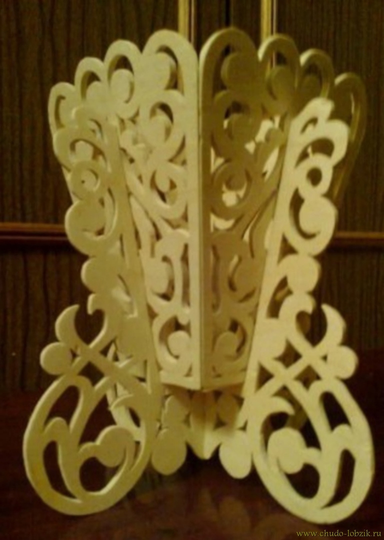 طرح گلدان مناسب برای استفاده در دستگاه های cnc چوب و cnc لیزر - flower vase laser cut cdr file