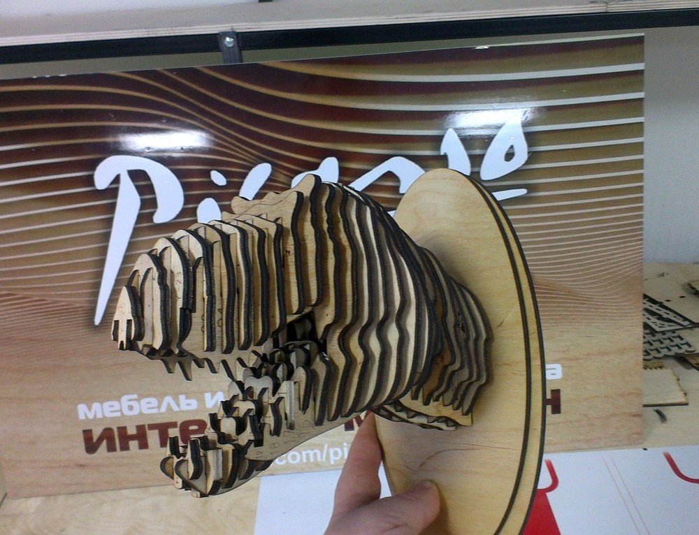 طرح سر دایناسور تایرکس طرح دیوار مناسب برای استفاده در دستگاه های cnc چوب و cnc لیزر - laser cut dinosaur tirex head wall decor dxf file