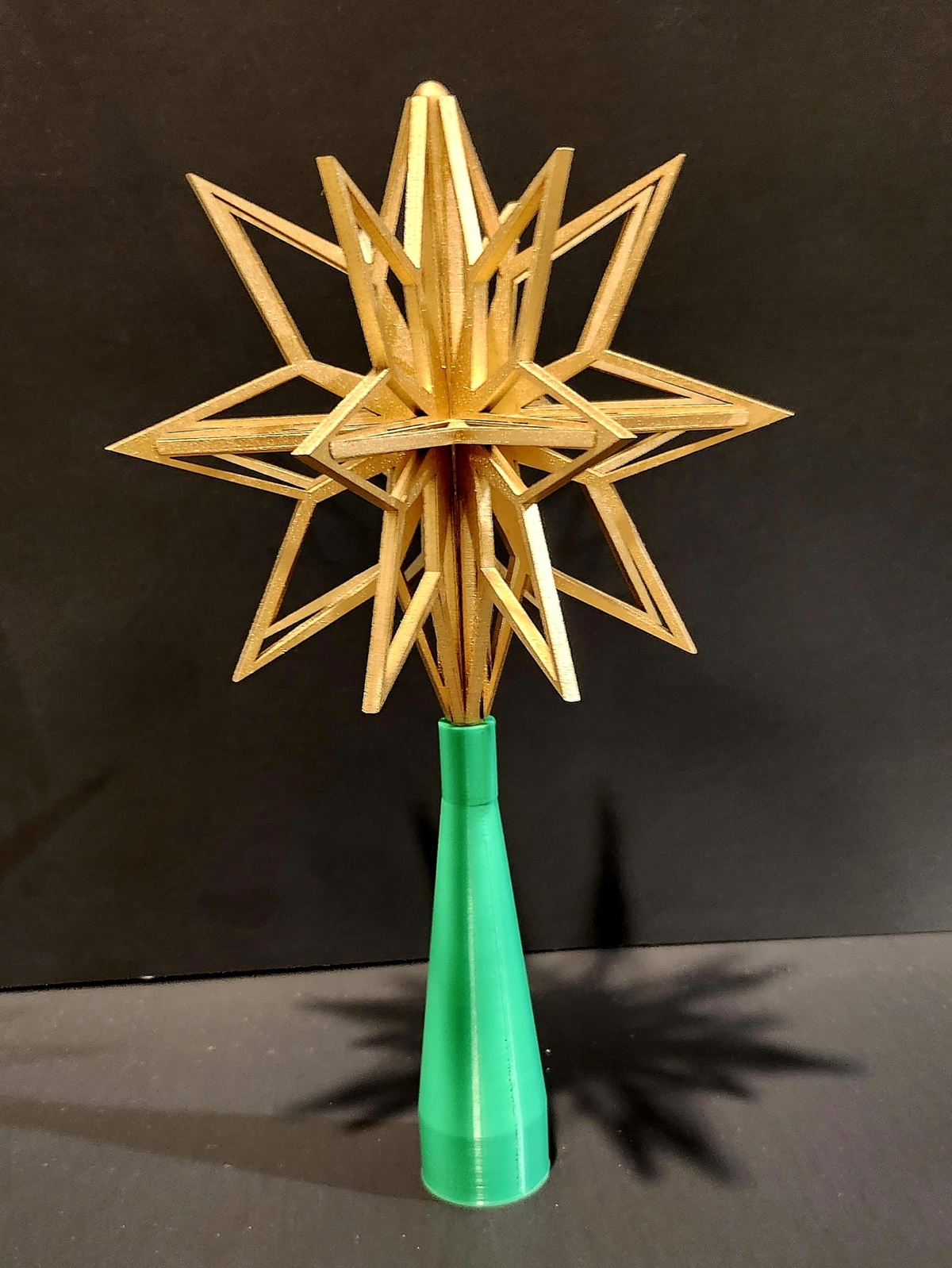 طرح ستاره موراویان توس بالتیک مناسب برای استفاده در دستگاه های cnc چوب و cnc لیزر - laser cut moravian star baltic birch svg file