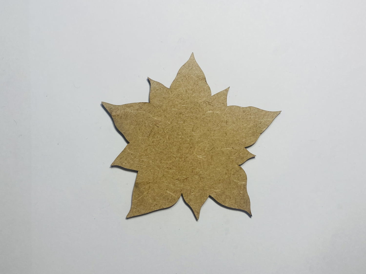 طرح گل رز چوبی ساده مناسب برای استفاده در دستگاه های cnc چوب و cnc لیزر - laser cut poinsettia cutout unfinished wood holidays decor cdr file