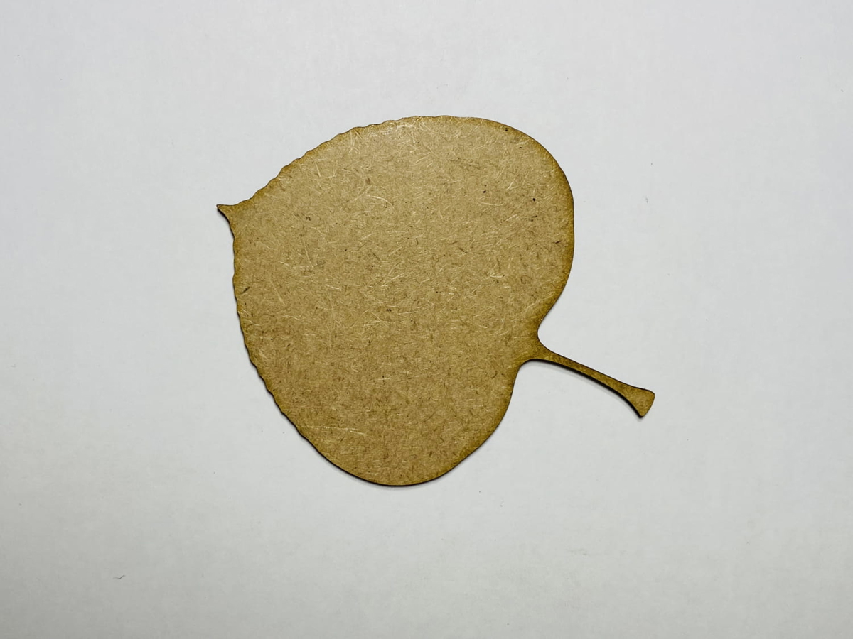 طرح چوب خام برگ صنوبر مناسب برای استفاده در دستگاه های cnc چوب و cnc لیزر - laser cut aspen leaf wood blank cutout cdr file