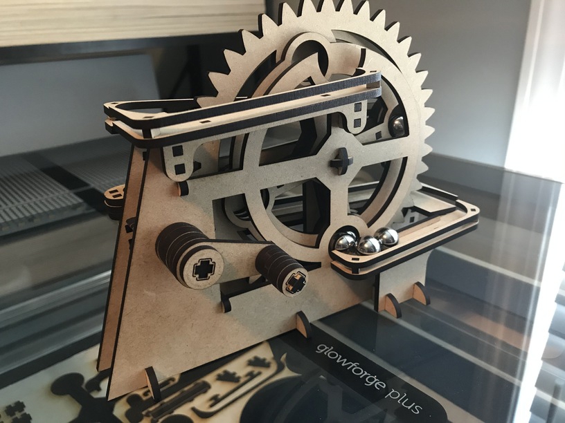 طرح سنگ مرمر چوبی مناسب برای استفاده در دستگاه های cnc چوب و cnc لیزر - laser cut wooden marble run svg file