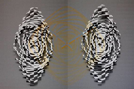 طرح ساعت مربعی با طرح مارپیچ مناسب برای استفاده در دستگاه های cnc چوب و cnc لیزر - Design and vector for CNC machine