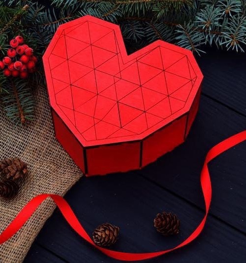 طرح جعبه کادو چوبی طرح قلب مناسب برای استفاده در دستگاه های cnc چوب و cnc لیزر - laser cut heart shape wooden gift box cdr file