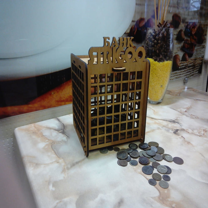 طرح ساختمان چوبی به شکل قلک سکه ای مناسب برای استفاده در دستگاه های cnc چوب و cnc لیزر - laser cut wood building shape coin bank piggy bank cdr file