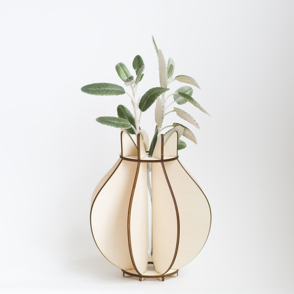 طرح گلدان تخت لاله مناسب برای استفاده در دستگاه های cnc چوب و cnc لیزر - laser cut tulip flatpack vase svg file
