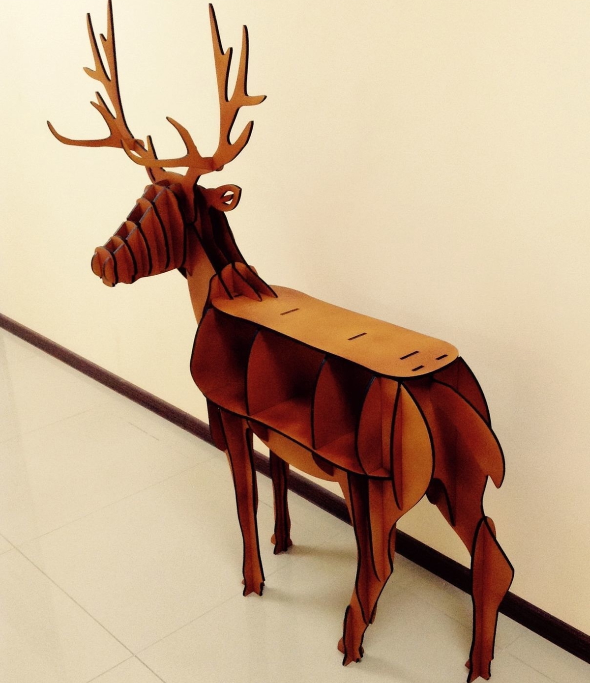 طرح قفسه چوبی طرح گوزن مناسب برای استفاده در دستگاه های cnc چوب و cnc لیزر - laser cut wooden deer stand table display shelf cdr file