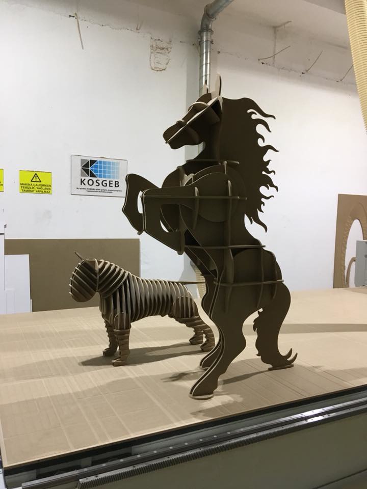 طرح سهلانان و raf 10mm مناسب برای استفاده در دستگاه های cnc چوب و cnc لیزر - sahlanan at raf 10mm dxf file