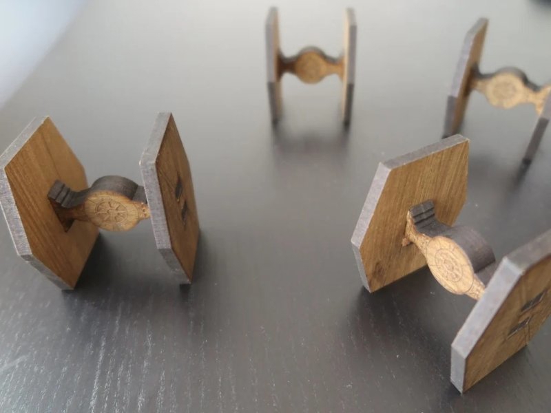 طرح کراوات جنگنده جنگ ستارگان مناسب برای استفاده در دستگاه های cnc چوب و cnc لیزر - laser cut star wars tie fighter dxf file