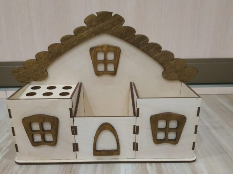 طرح میز تحریر به شکل خانه با مناسب برای استفاده در دستگاه های cnc چوب و cnc لیزر - laser cut house shaped desk organizer