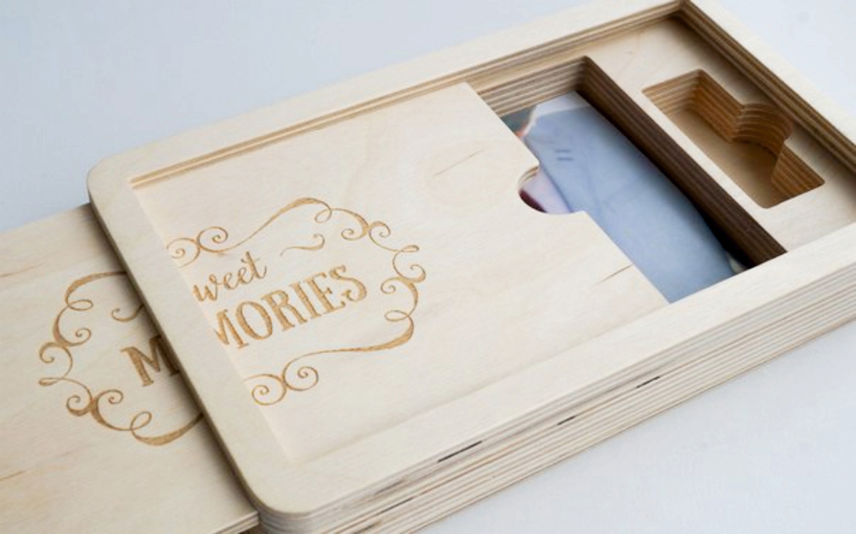 طرح جعبه کادو عروسی مدل usb مناسب برای استفاده در دستگاه های cnc چوب و cnc لیزر - laser cut wedding usb presentation box cdr file