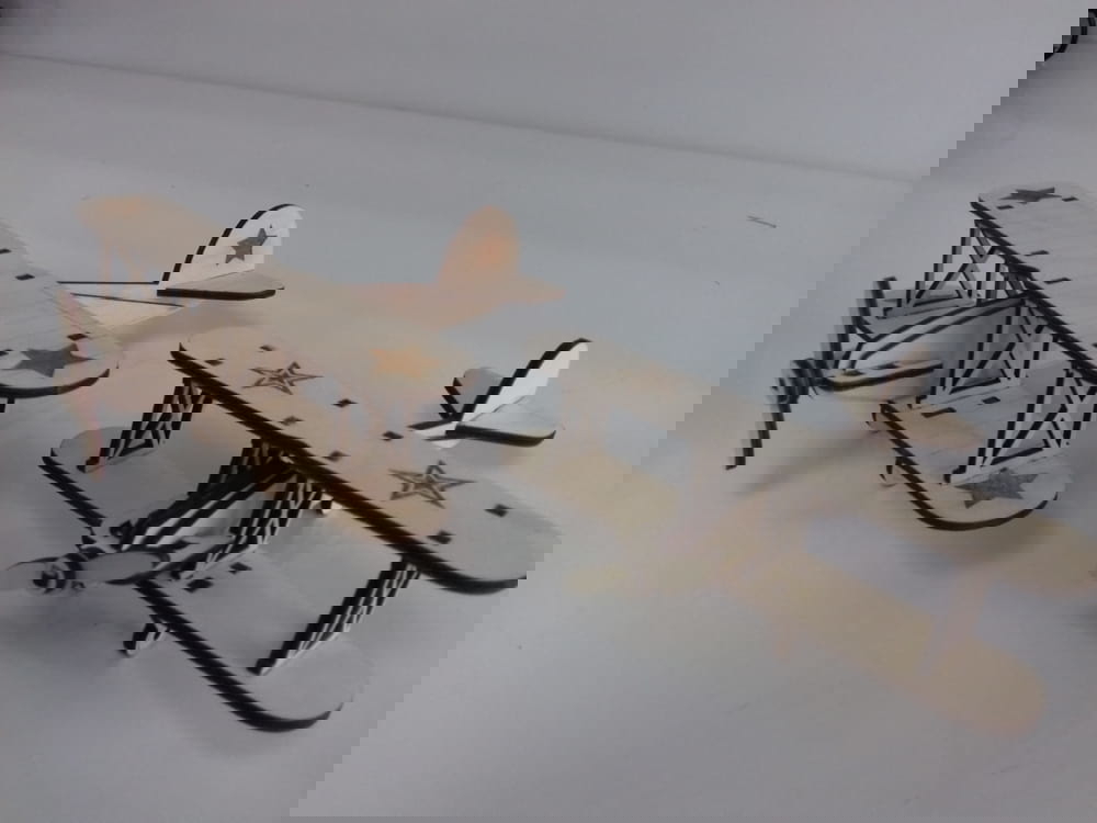 طرح هواپیمای چوبی اسباب بازی مناسب برای استفاده در دستگاه های cnc چوب و cnc لیزر - laser cut toy wood airplane cdr file