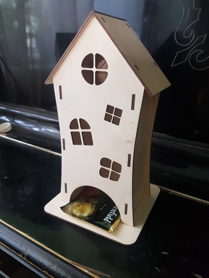 طرح خانه چای کیسه‌ای مناسب برای استفاده در دستگاه های cnc چوب و cnc لیزر - laser cut tea bag house cdr file