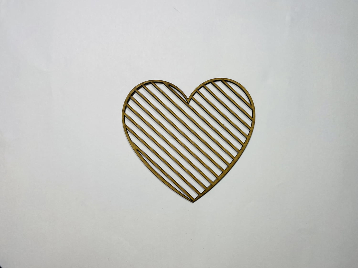 طرح قلب چوبی طرح قلب چوبی ناتمام مناسب برای استفاده در دستگاه های cnc چوب و cnc لیزر - laser cut heart wood cutout unfinished wooden heart shape cdr file