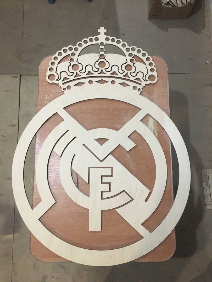 طرح لوگوی چوبی ورزشی رئال مادرید مناسب برای استفاده در دستگاه های cnc چوب و cnc لیزر - laser cut real madrid logo wooden sports logo cdr file