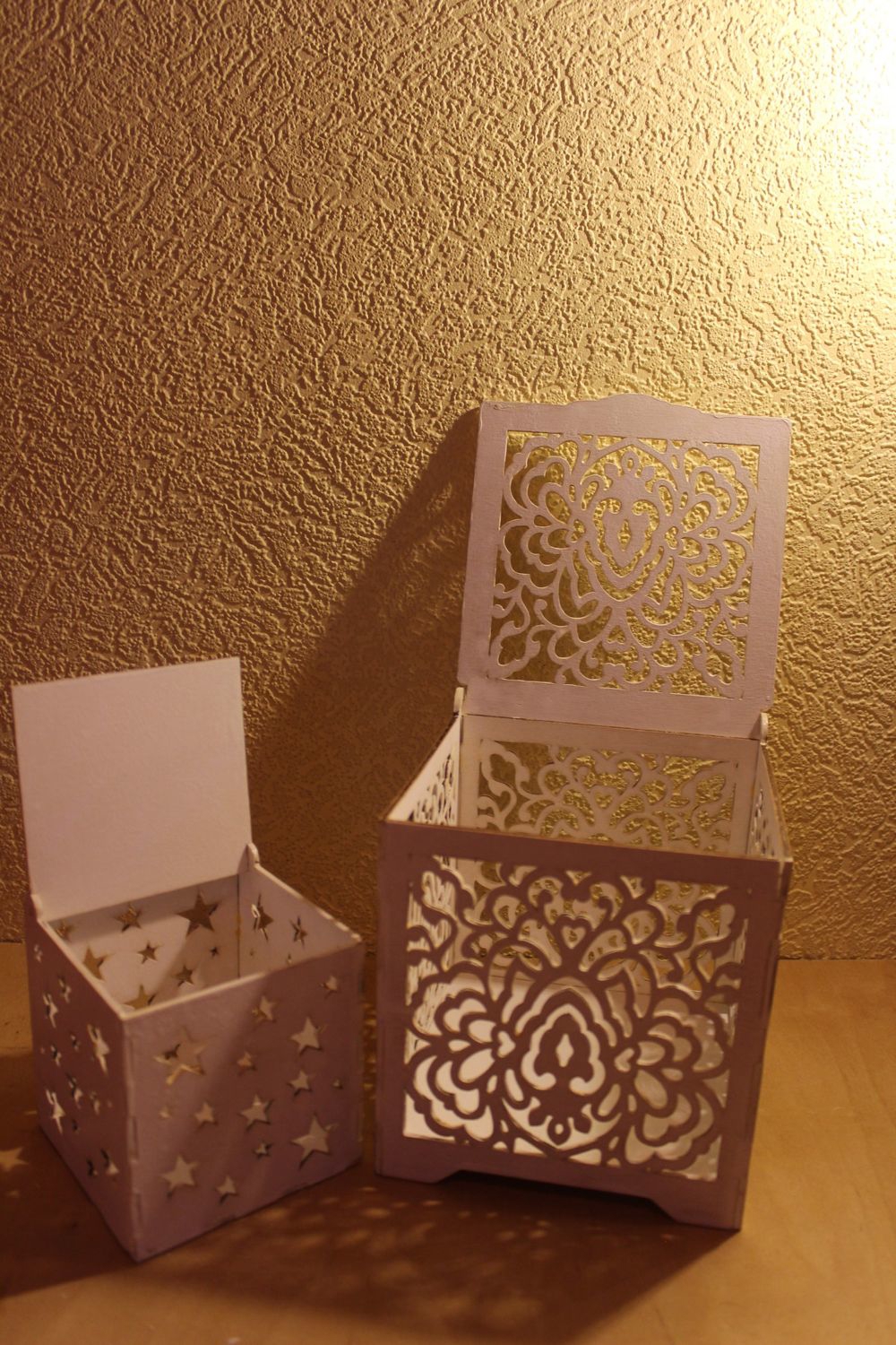 طرح جعبه چوبی با طرح گل مناسب برای استفاده در دستگاه های cnc چوب و cnc لیزر - laser cut wood box with flower motif cdr file