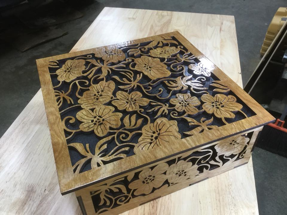 طرح جعبه گل مناسب برای استفاده در دستگاه های cnc چوب و cnc لیزر - flower box cdr file