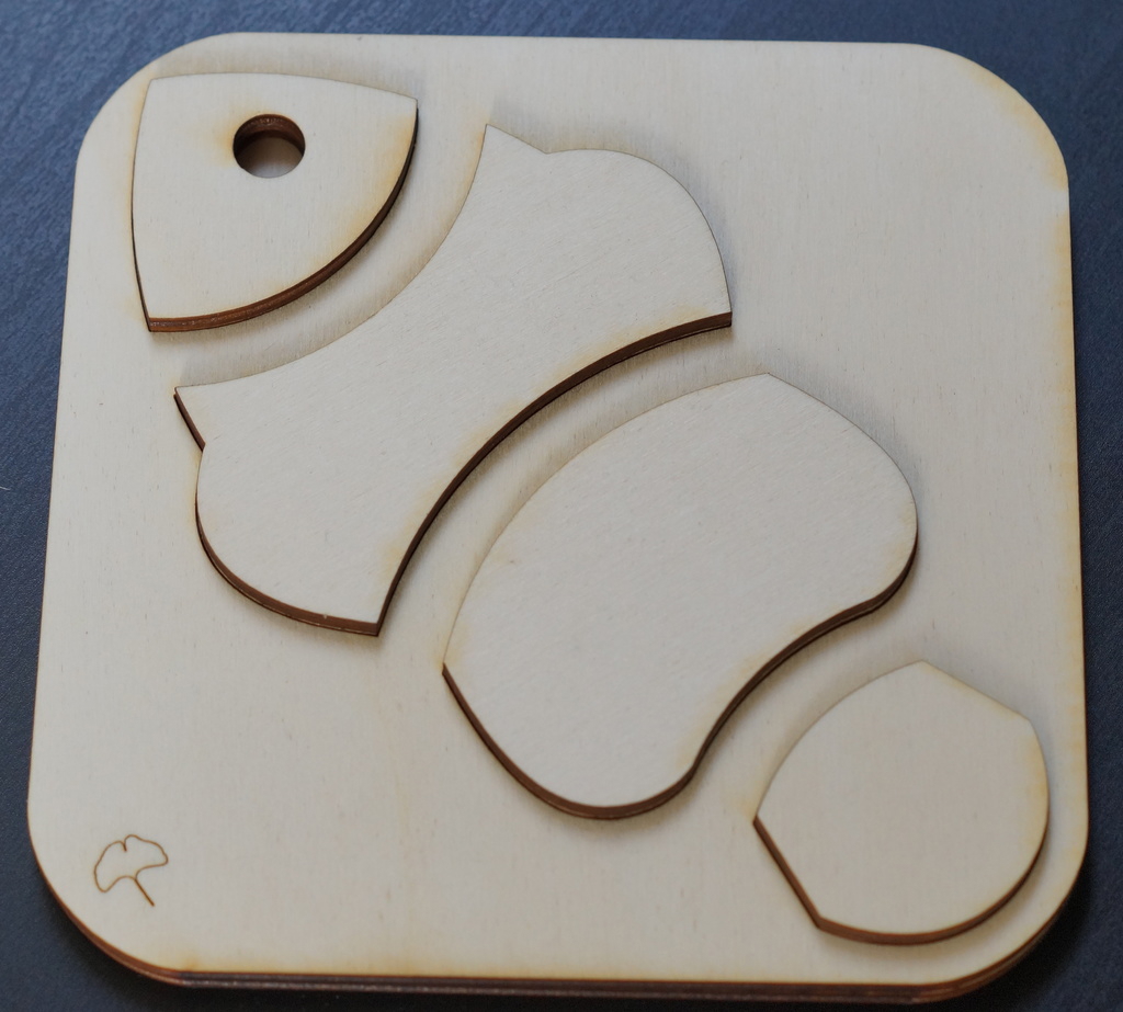 طرح پازل ماهی چوبی مناسب برای استفاده در دستگاه های cnc چوب و cnc لیزر - laser cut wooden fish puzzle dxf file