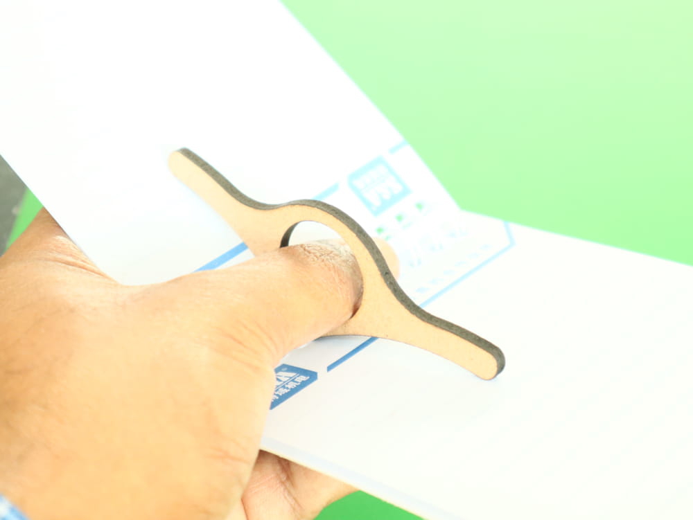 طرح جاکتابی مناسب برای استفاده در دستگاه های cnc چوب و cnc لیزر - laser cut book page holder cdr file
