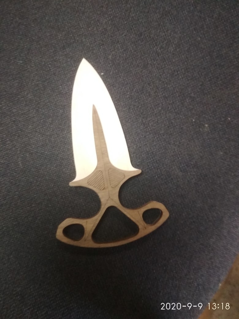 طرح چاقوی فشاری مناسب برای استفاده در دستگاه های cnc چوب و cnc لیزر - laser cut push dagger knife cdr file