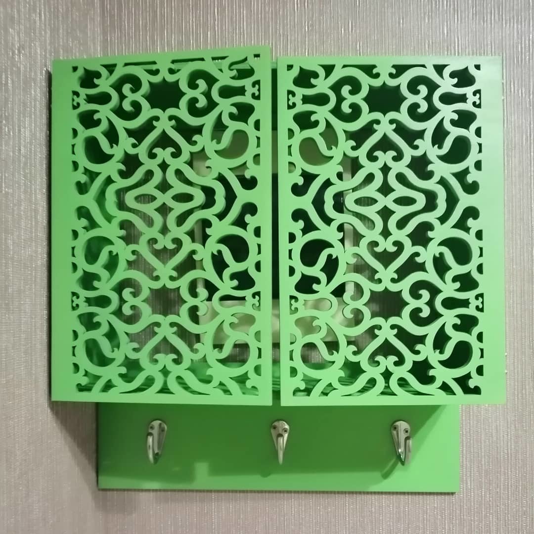 طرح جاکلیدی دیواری مناسب برای استفاده در دستگاه های cnc چوب و cnc لیزر - laser cut wall mounted key cabinet dxf file