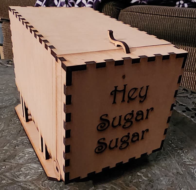 طرح جعبه قند خردکن مناسب برای استفاده در دستگاه های cnc چوب و cnc لیزر - laser cut sugar cube dispenser box svg file