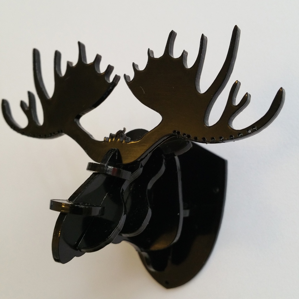 طرح سر گوزن شمالی مناسب برای استفاده در دستگاه های cnc چوب و cnc لیزر - laser cut moose head svg file