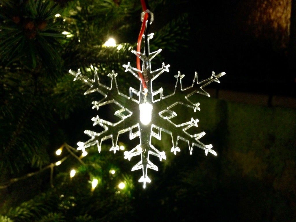 طرح دانه برف کریسمس با چراغ LED مناسب برای استفاده در دستگاه های cnc چوب و cnc لیزر - laser cut christmas snowflake with led light svg file