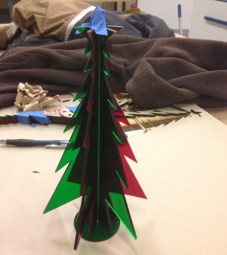طرح درخت کریسمس رومیزی اکریلیک مناسب برای استفاده در دستگاه های cnc چوب و cnc لیزر - laser cut acrylic tabletop christmas tree dxf file