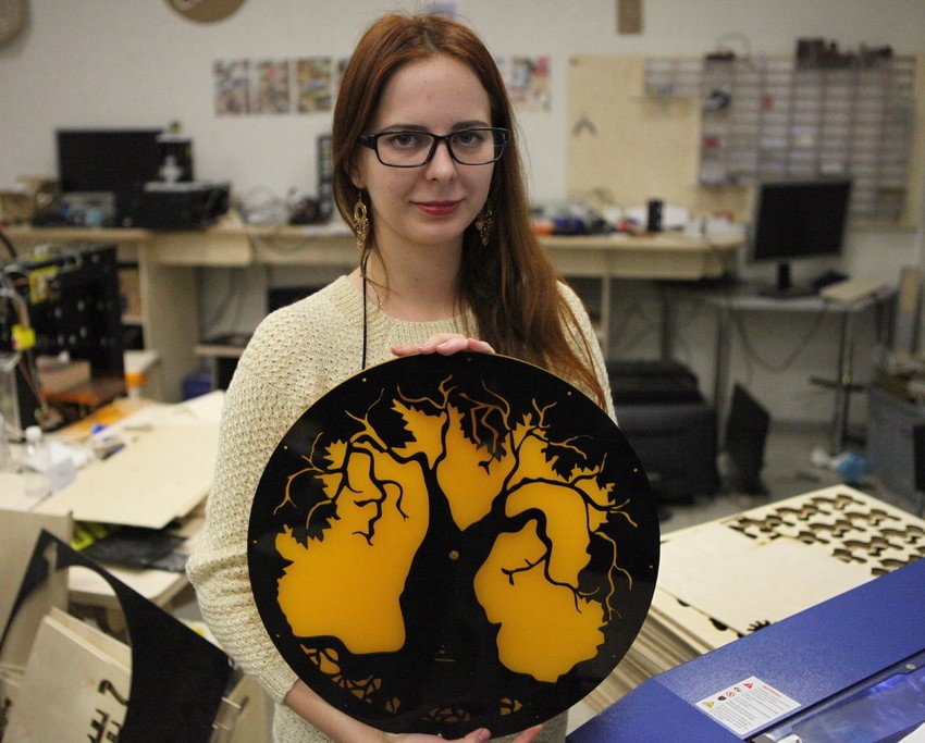 طرح ساعت دیواری طرح درخت اکریلیک مناسب برای استفاده در دستگاه های cnc چوب و cnc لیزر - laser cut acrylic tree wall clock cdr file