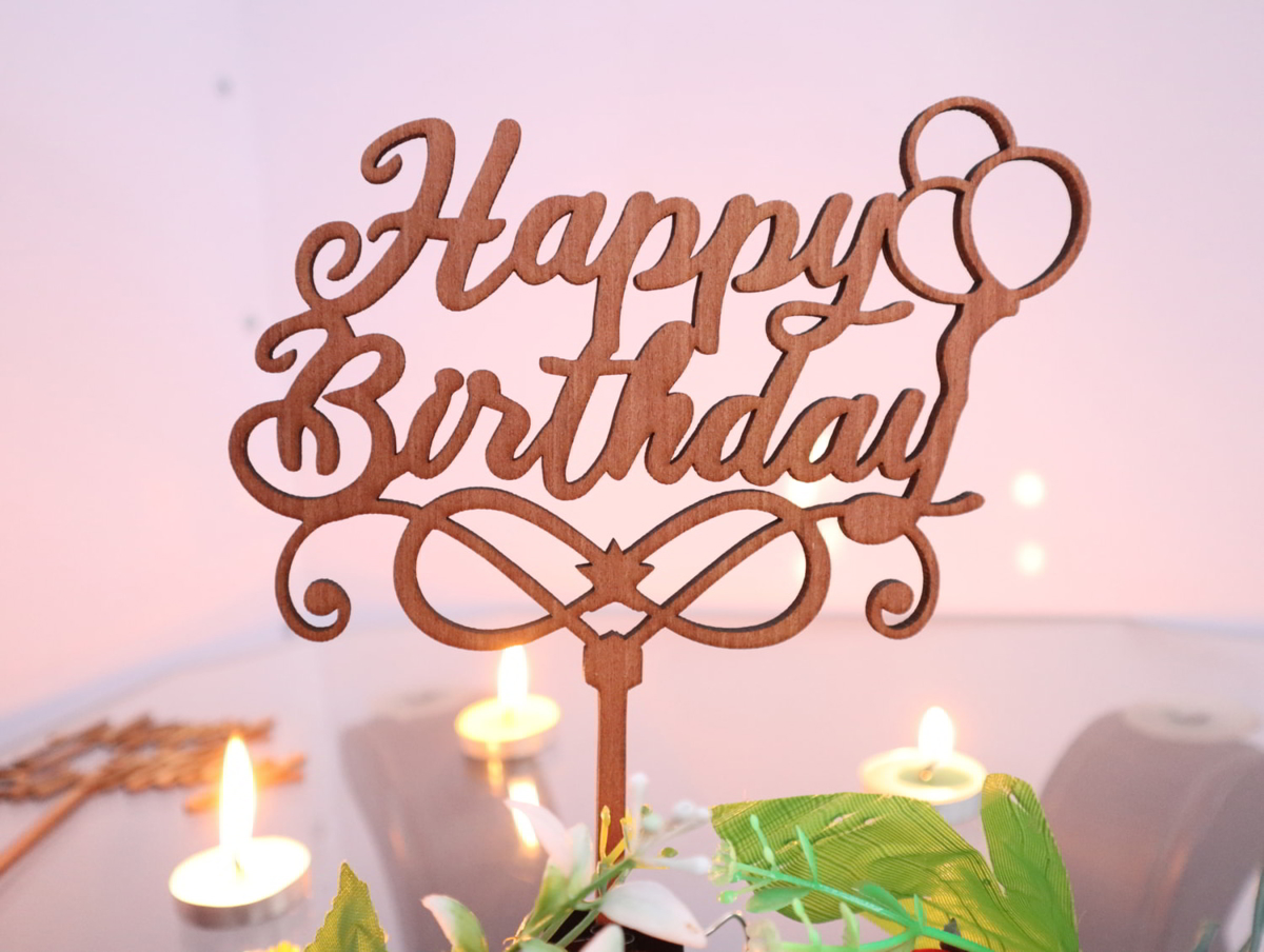 طرح رویه کیک تولد مناسب برای استفاده در دستگاه های cnc چوب و cnc لیزر - laser cut birthday cake topper cdr file