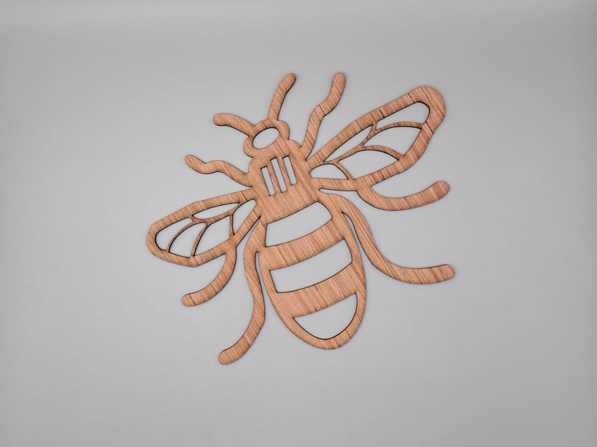 طرح زنبور چوبی برای کاردستی مناسب برای استفاده در دستگاه های cnc چوب و cnc لیزر - laser cut wooden bee shape for crafts cdr file