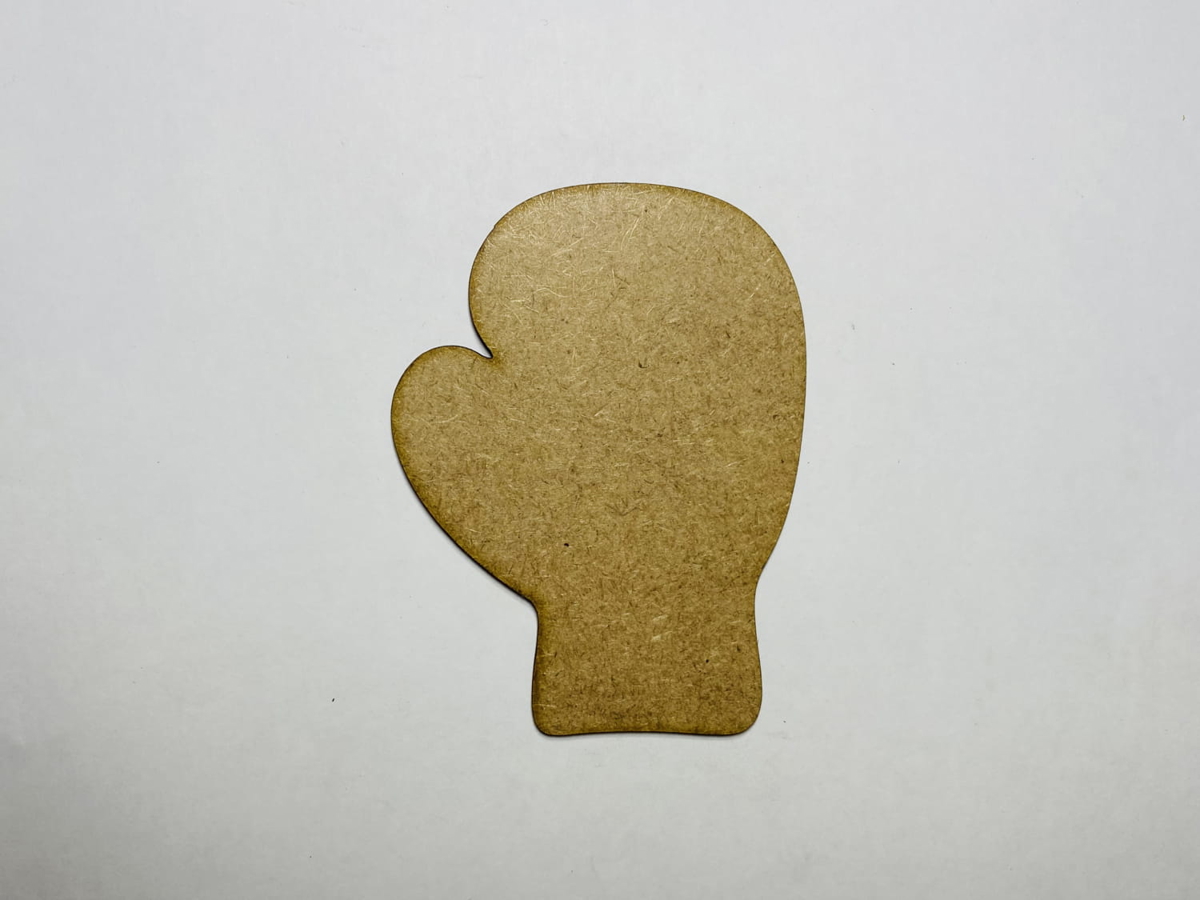 طرح دستکش بوکس طرح چوب ناتمام مناسب برای استفاده در دستگاه های cnc چوب و cnc لیزر - laser cut boxing glove unfinished wood cutout shape cdr file